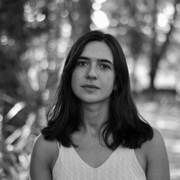 (English) Mariana Malheiro